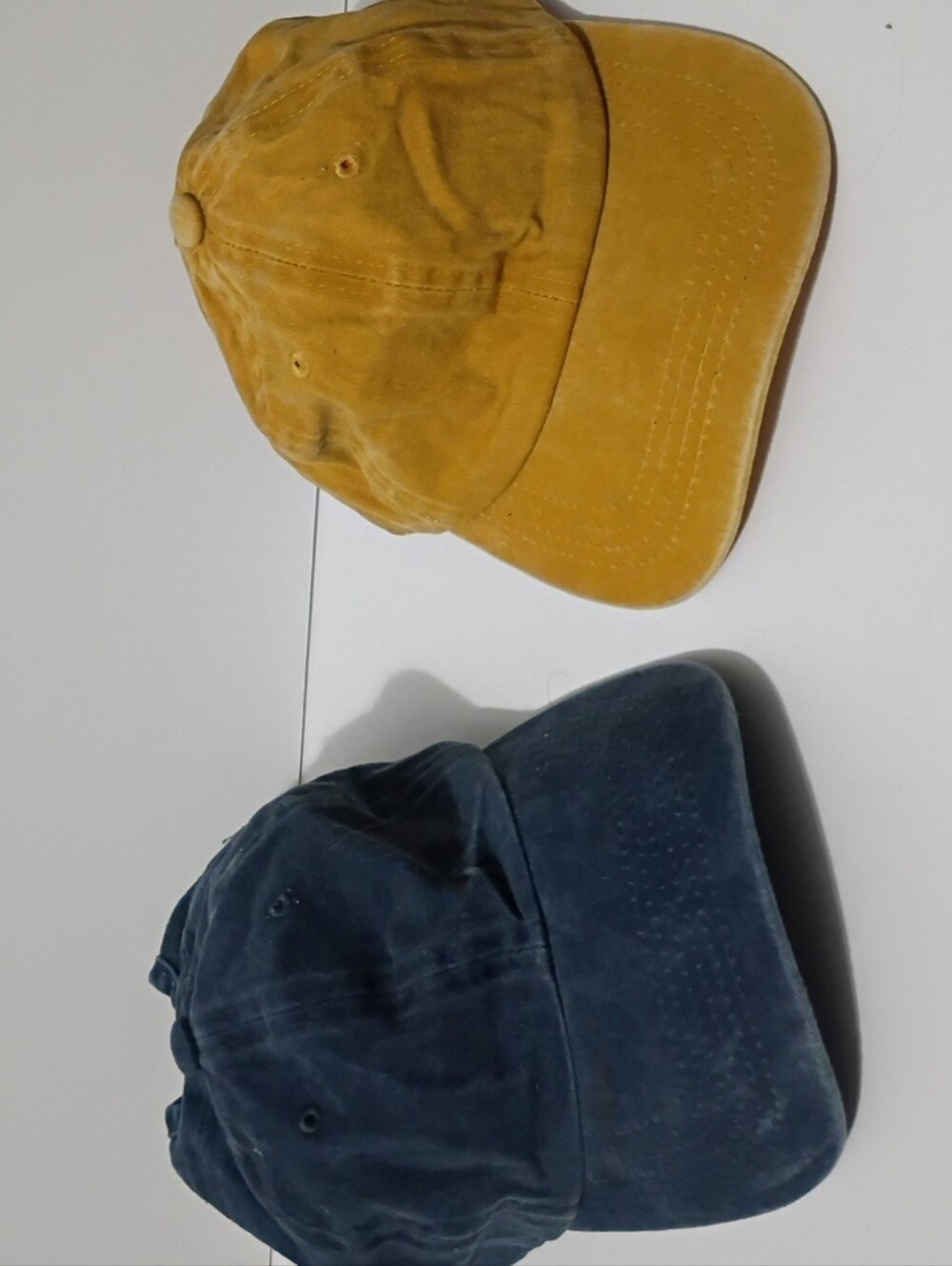(2) Women's Plain Baseball Caps With Pony Tail Holes